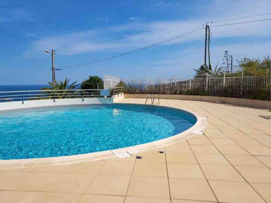 Le Calypso, Magnifique Appartement Piscine Et Vue Somptueuse Sete Luaran gambar